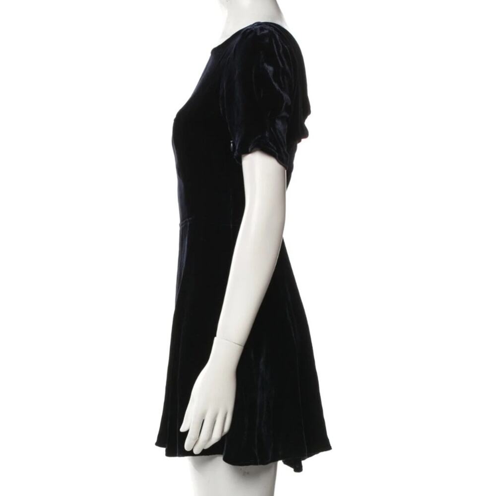 Reformation cut out velvet mini dress - Picture 4 of 9